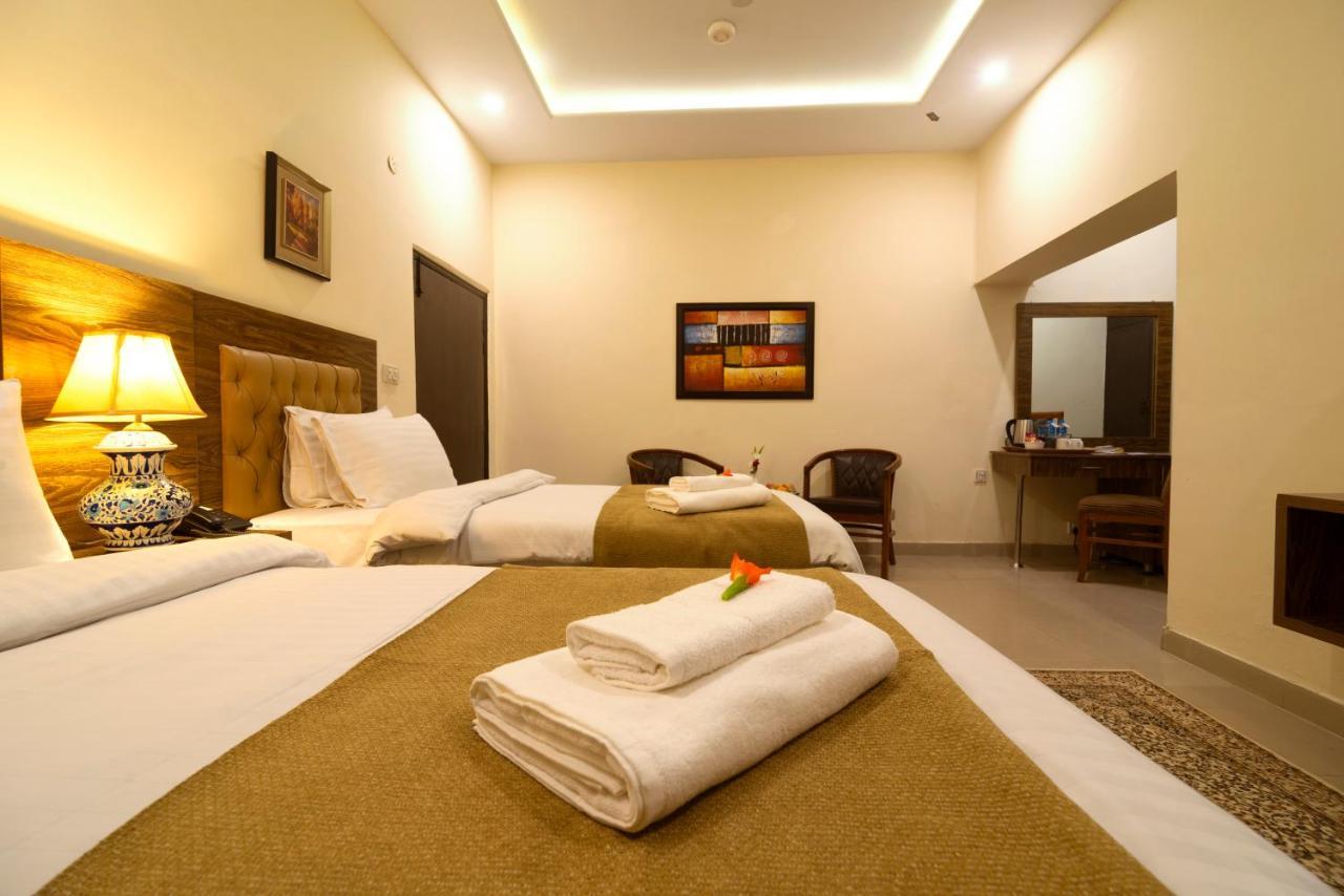 Hotel One Lalazar Multan Dış mekan fotoğraf