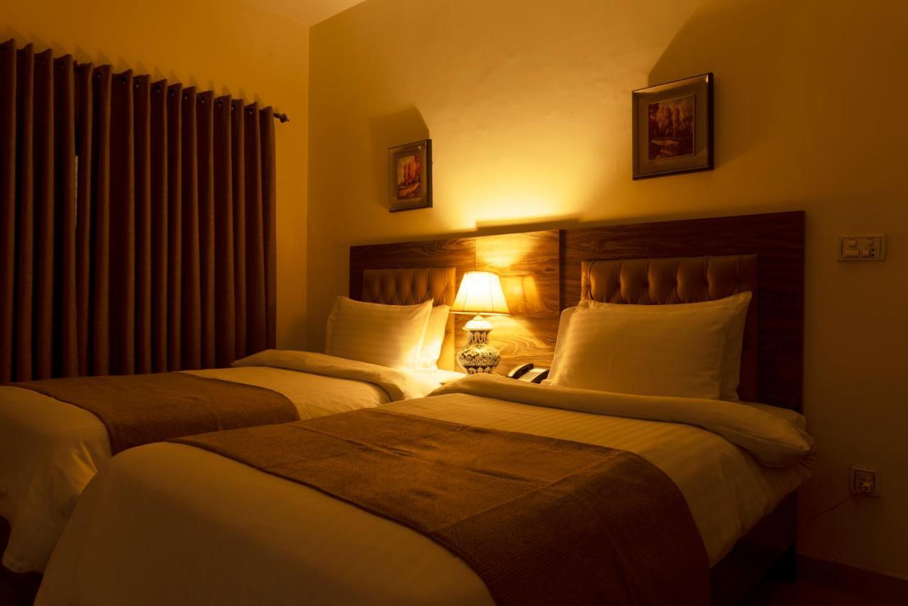 Hotel One Lalazar Multan Dış mekan fotoğraf